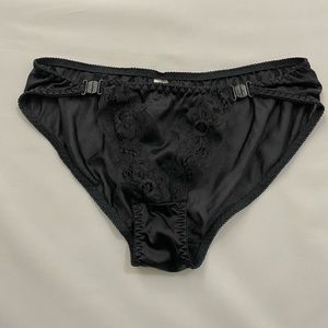 ❌SOLD❌Vintage 90s Fredrick of Hollywood panties